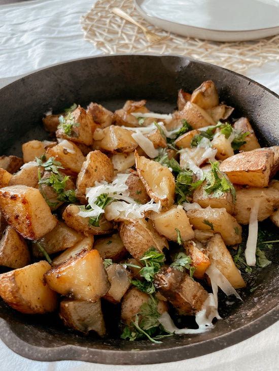 Crispy Roasted Potatoes / Sunday Table